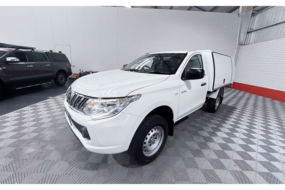 2015 Mitsubishi Triton GLX MN Rear Wheel Drive