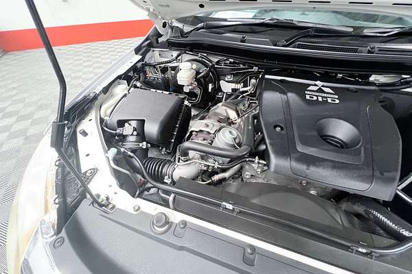2015 Mitsubishi Triton GLX MN Rear Wheel Drive