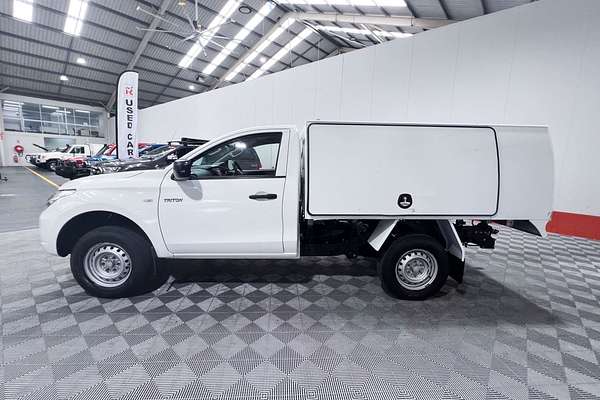 2015 Mitsubishi Triton GLX MN Rear Wheel Drive