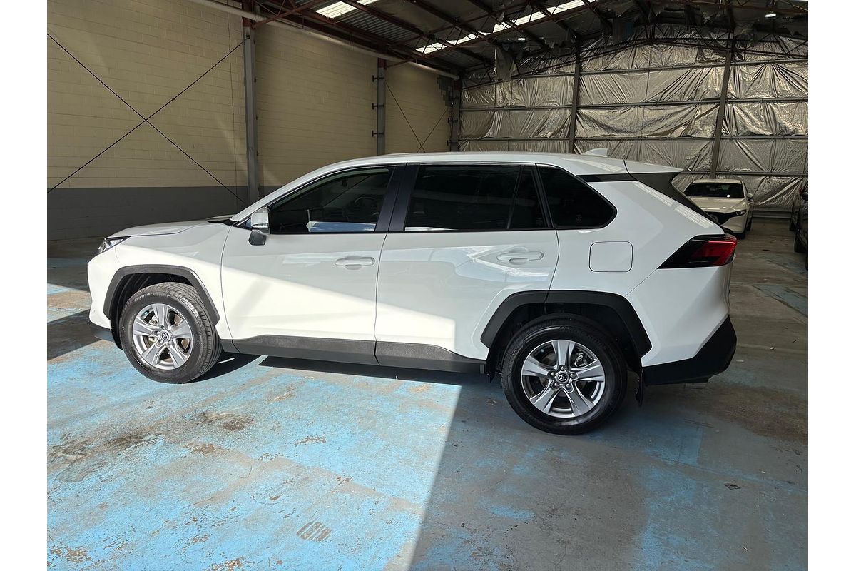 2024 Toyota RAV4 GX MXAA52R