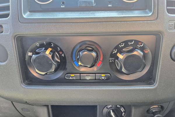 2013 Nissan Navara RX D40 Series 8 4X4