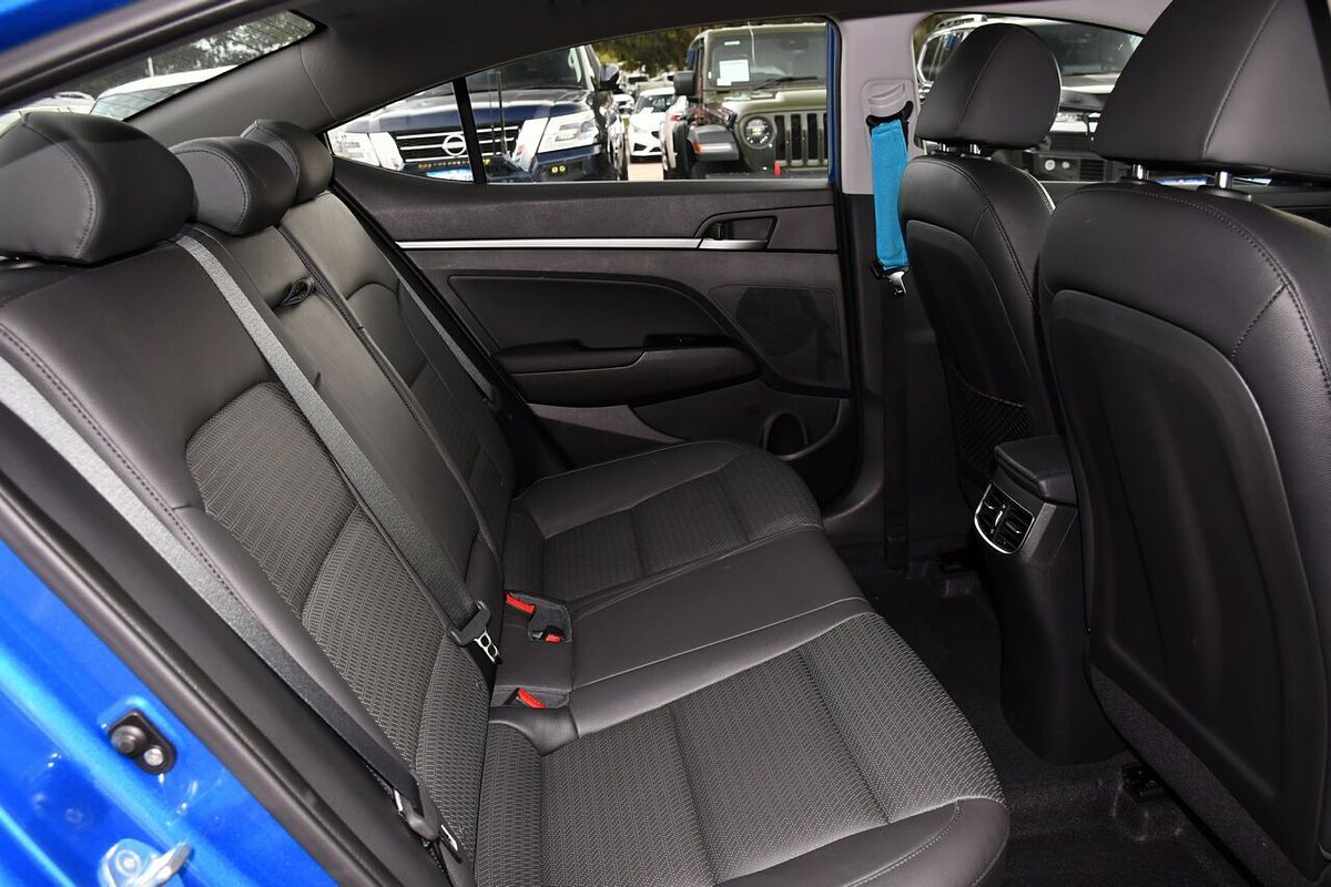 2018 Hyundai Elantra Elite AD