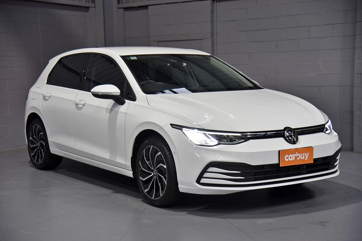 2023 Volkswagen Golf 110TSI Life 8