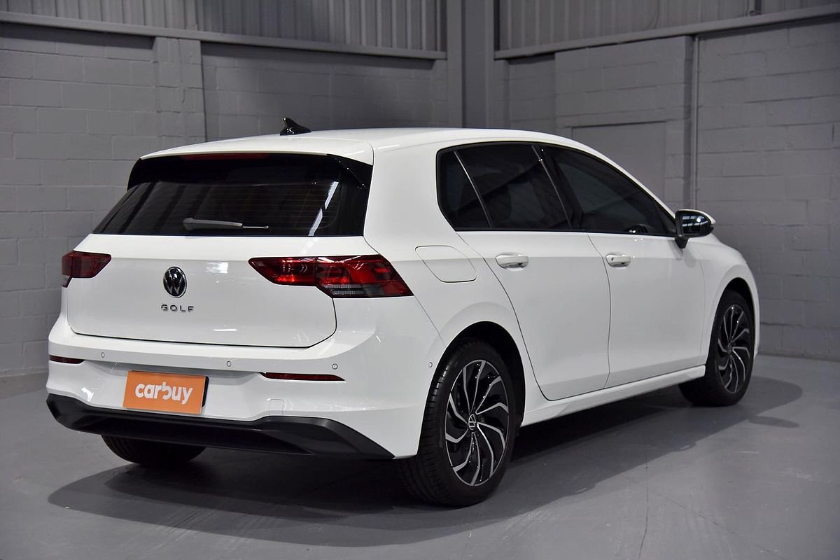 2023 Volkswagen Golf 110TSI Life 8
