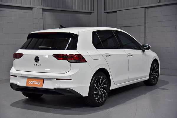 2023 Volkswagen Golf 110TSI Life 8
