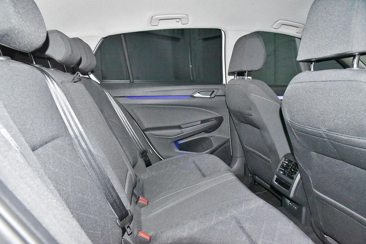 2023 Volkswagen Golf 110TSI Life 8