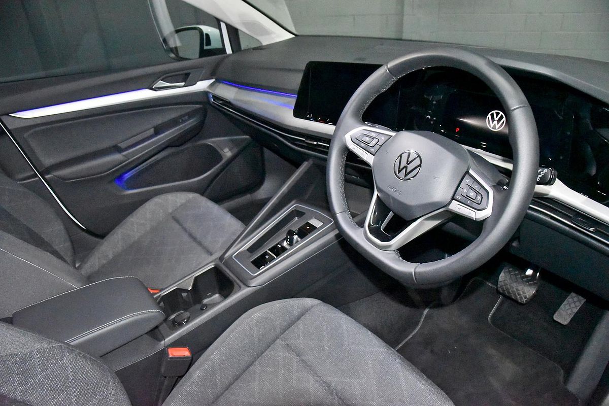 2023 Volkswagen Golf 110TSI Life 8