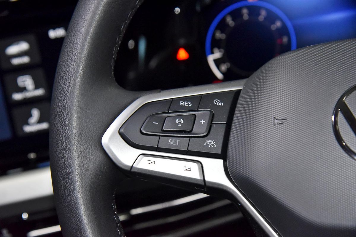 2023 Volkswagen Golf 110TSI Life 8