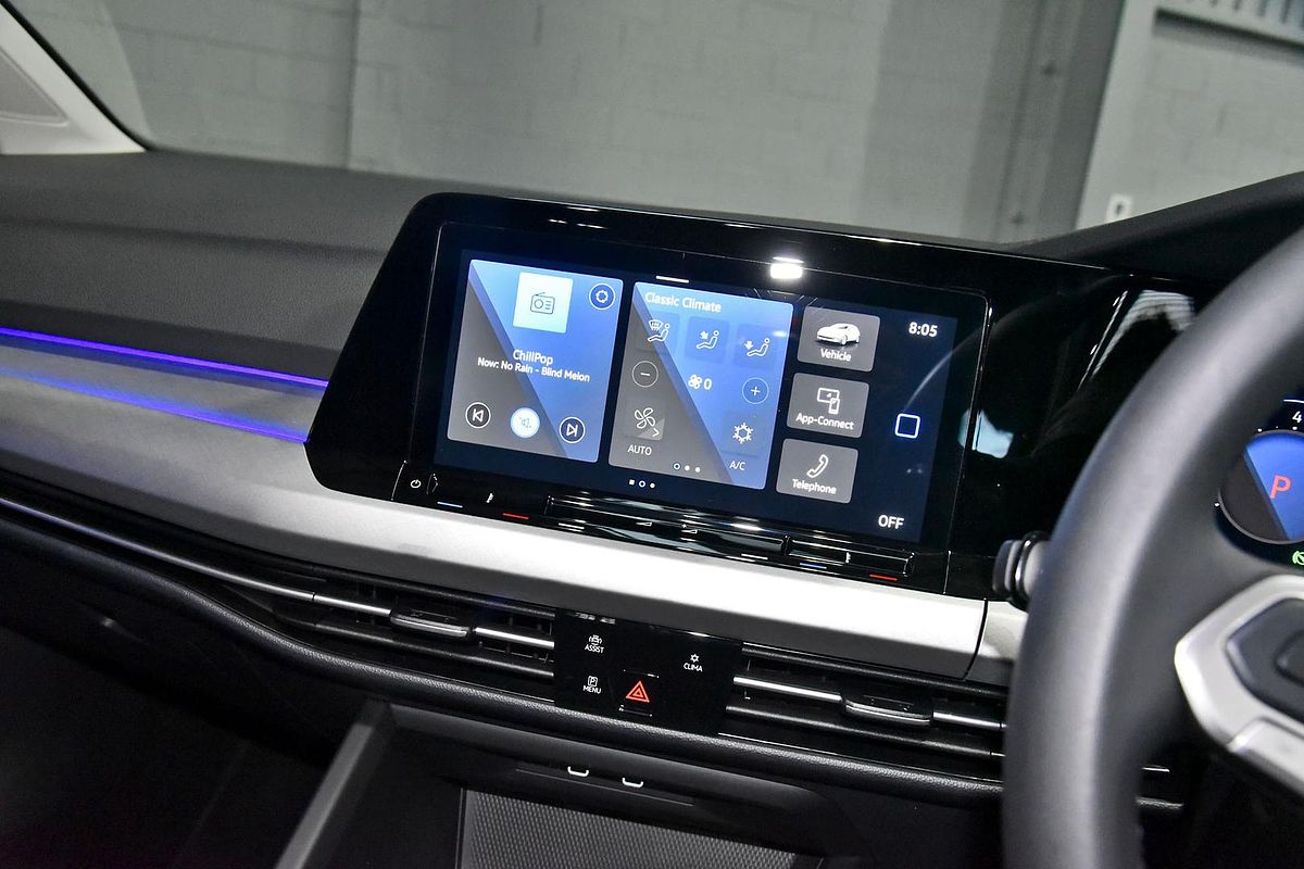 2023 Volkswagen Golf 110TSI Life 8