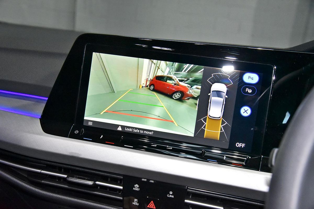 2023 Volkswagen Golf 110TSI Life 8
