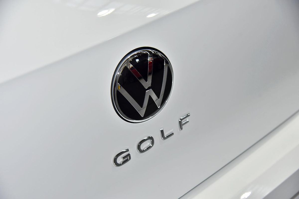 2023 Volkswagen Golf 110TSI Life 8