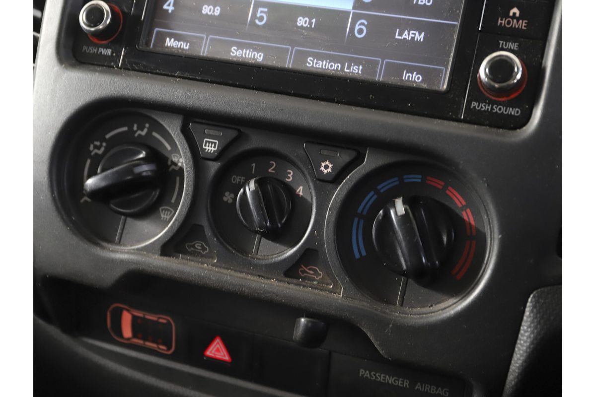 2019 Mitsubishi Triton GLX MR 4X4