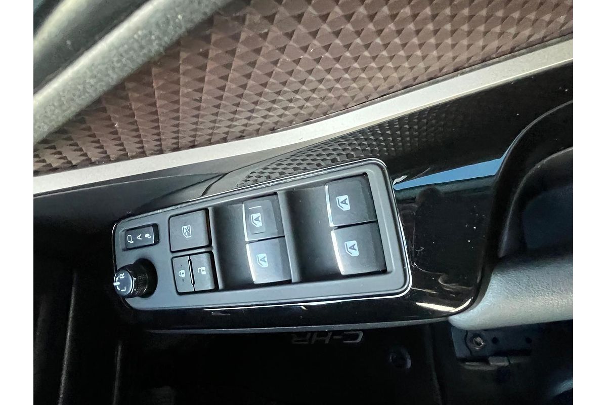 2018 Toyota C-HR Koba NGX10R