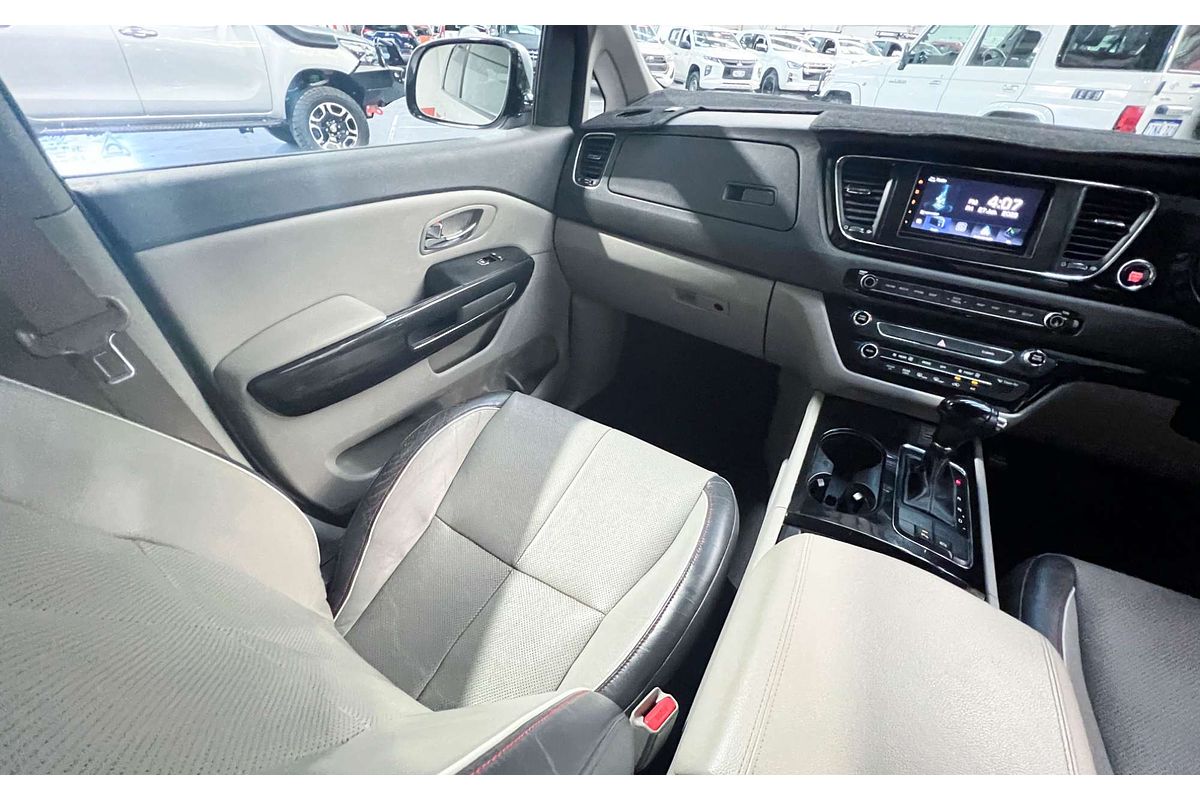 2015 Kia Carnival SLi YP