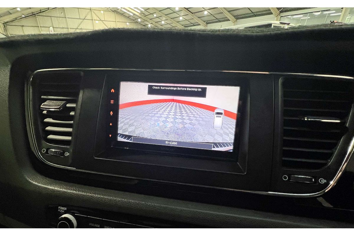 2015 Kia Carnival SLi YP