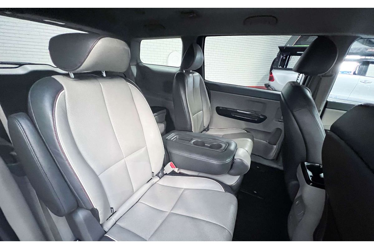2015 Kia Carnival SLi YP