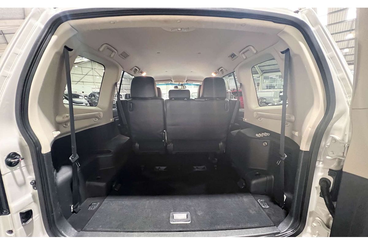 2015 Mitsubishi Pajero GLS NX