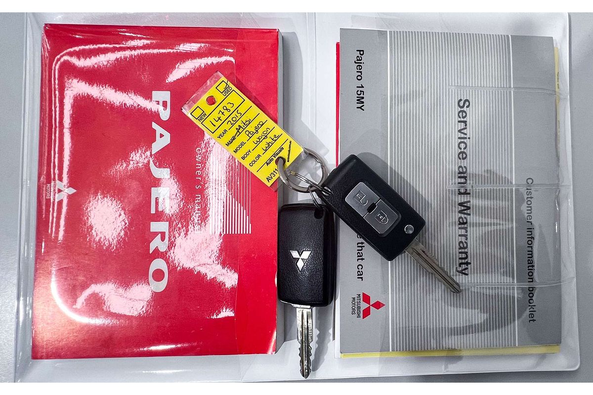 2015 Mitsubishi Pajero GLS NX