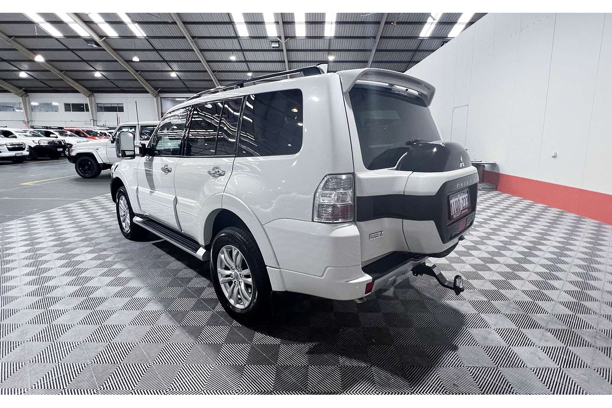 2015 Mitsubishi Pajero GLS NX
