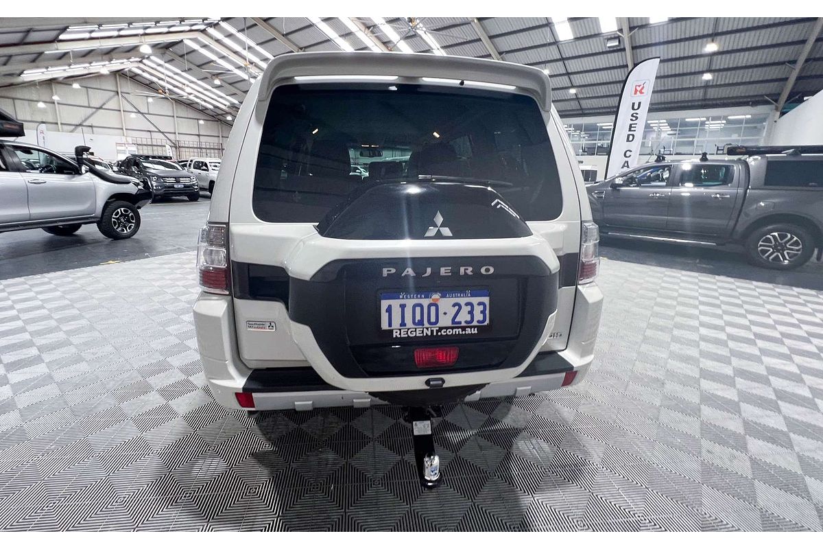 2015 Mitsubishi Pajero GLS NX