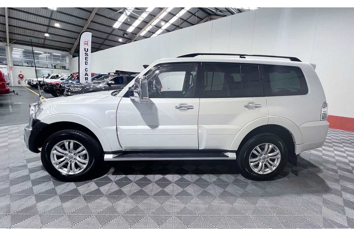 2015 Mitsubishi Pajero GLS NX
