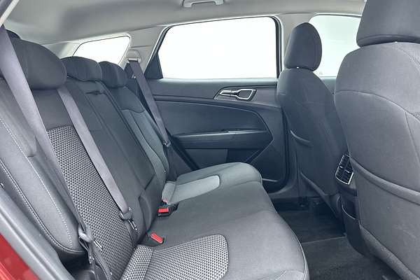 2024 Kia Sportage S NQ5
