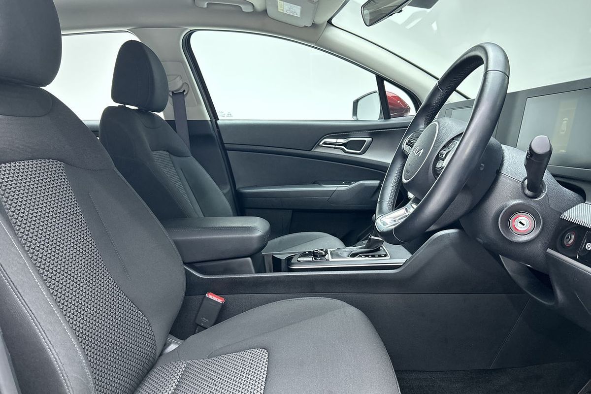 2024 Kia Sportage S NQ5