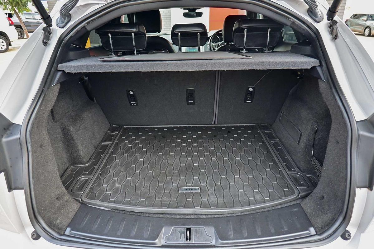 2020 Jaguar E-PACE P250 SE X540
