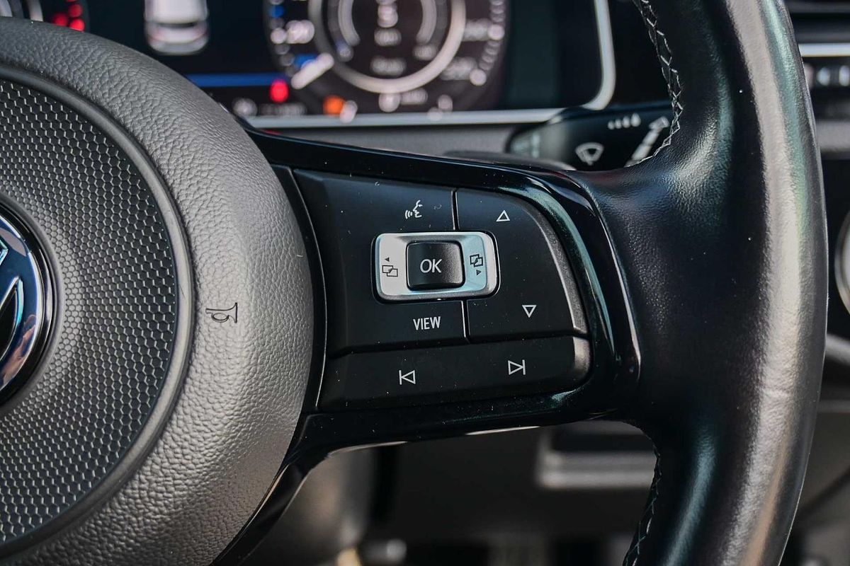2019 Volkswagen Golf R 7.5