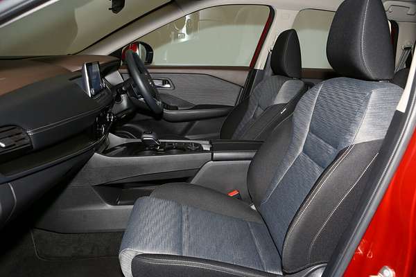 2023 Nissan X-TRAIL ST T33