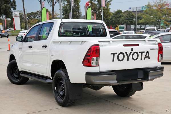 2020 Toyota Hilux SR GUN126R 4X4