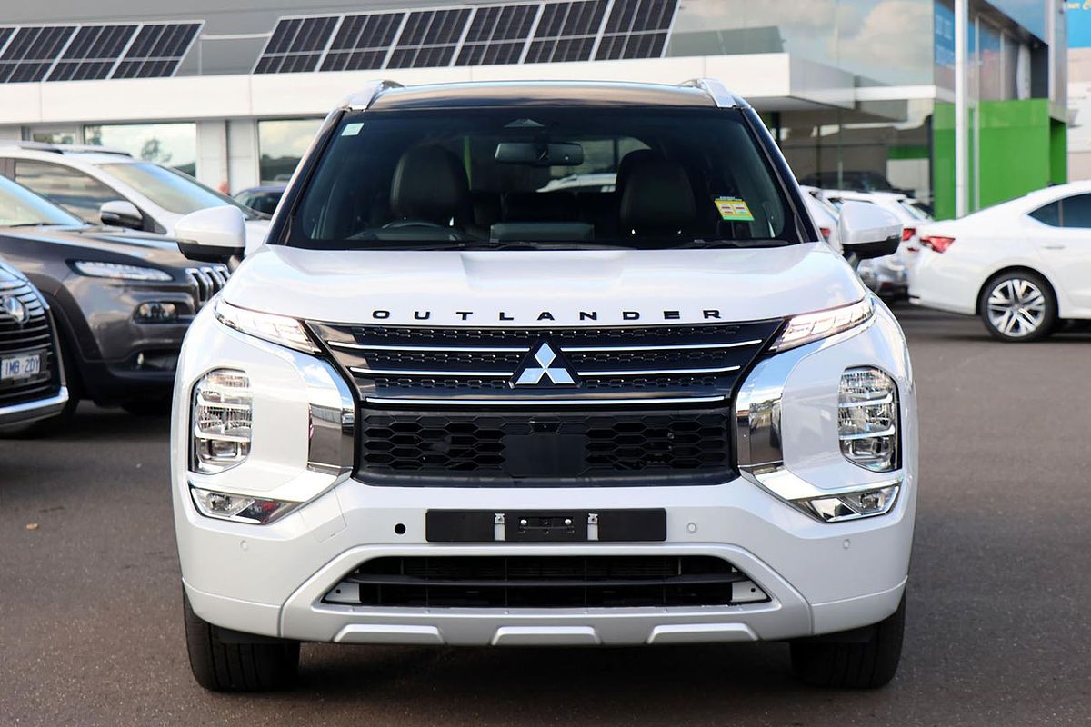 2022 Mitsubishi Outlander PHEV Exceed Tourer ZM