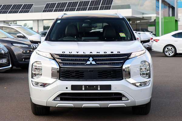 2022 Mitsubishi Outlander PHEV Exceed Tourer ZM