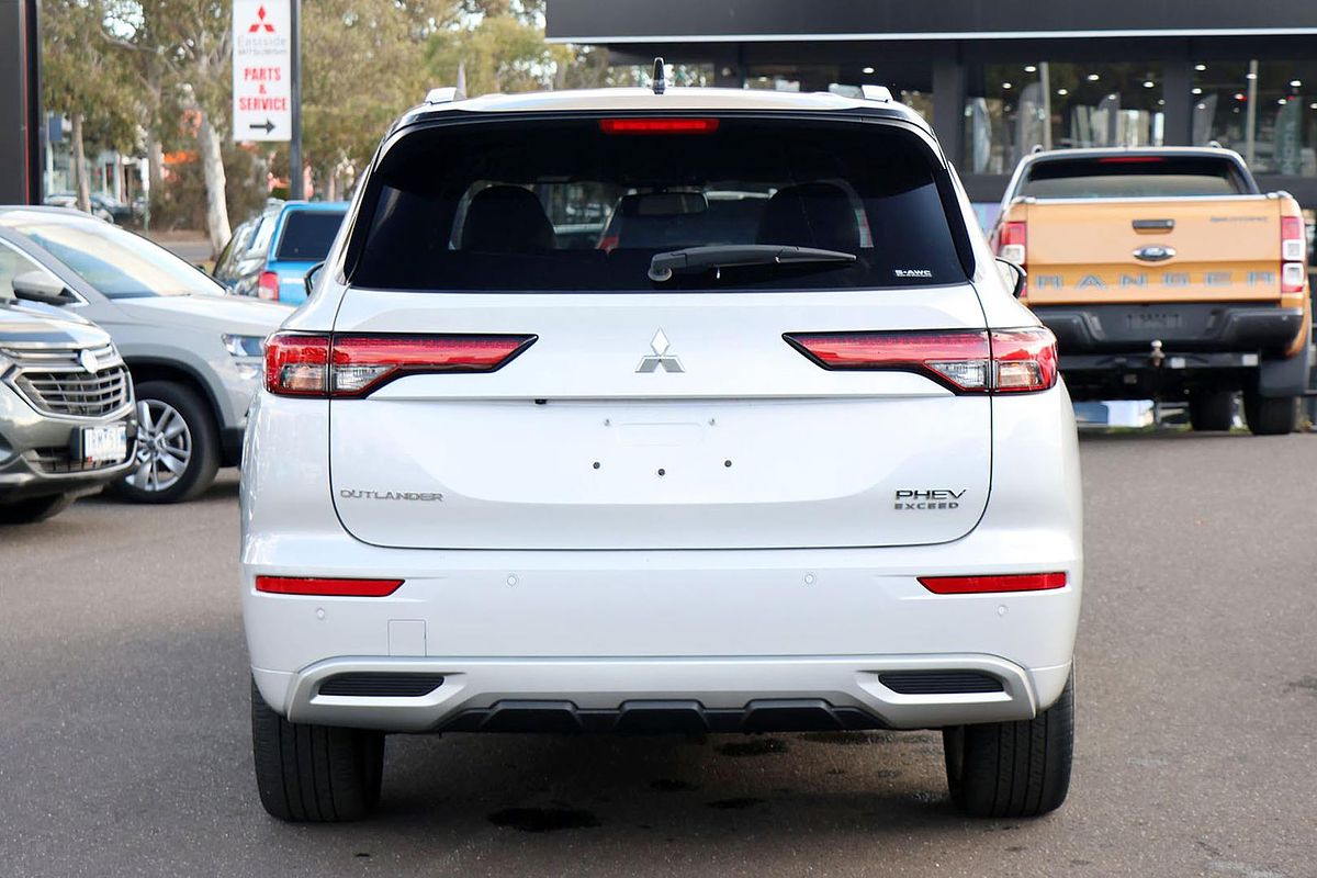 2022 Mitsubishi Outlander PHEV Exceed Tourer ZM