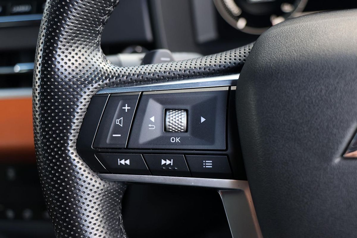 2022 Mitsubishi Outlander PHEV Exceed Tourer ZM