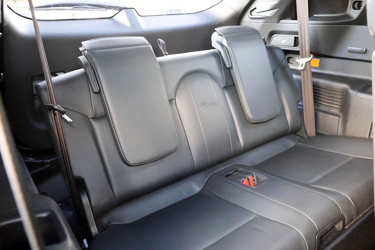 2022 Mitsubishi Outlander PHEV Exceed Tourer ZM