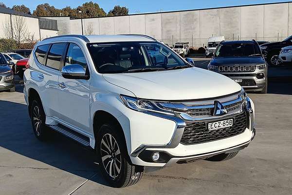 2019 Mitsubishi Pajero Sport GLS QE