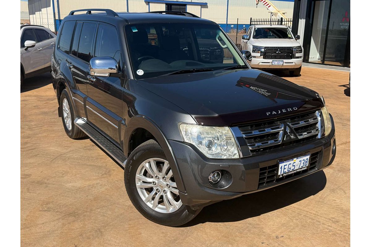2013 Mitsubishi Pajero Exceed NW
