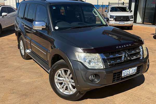 2013 Mitsubishi Pajero Exceed NW