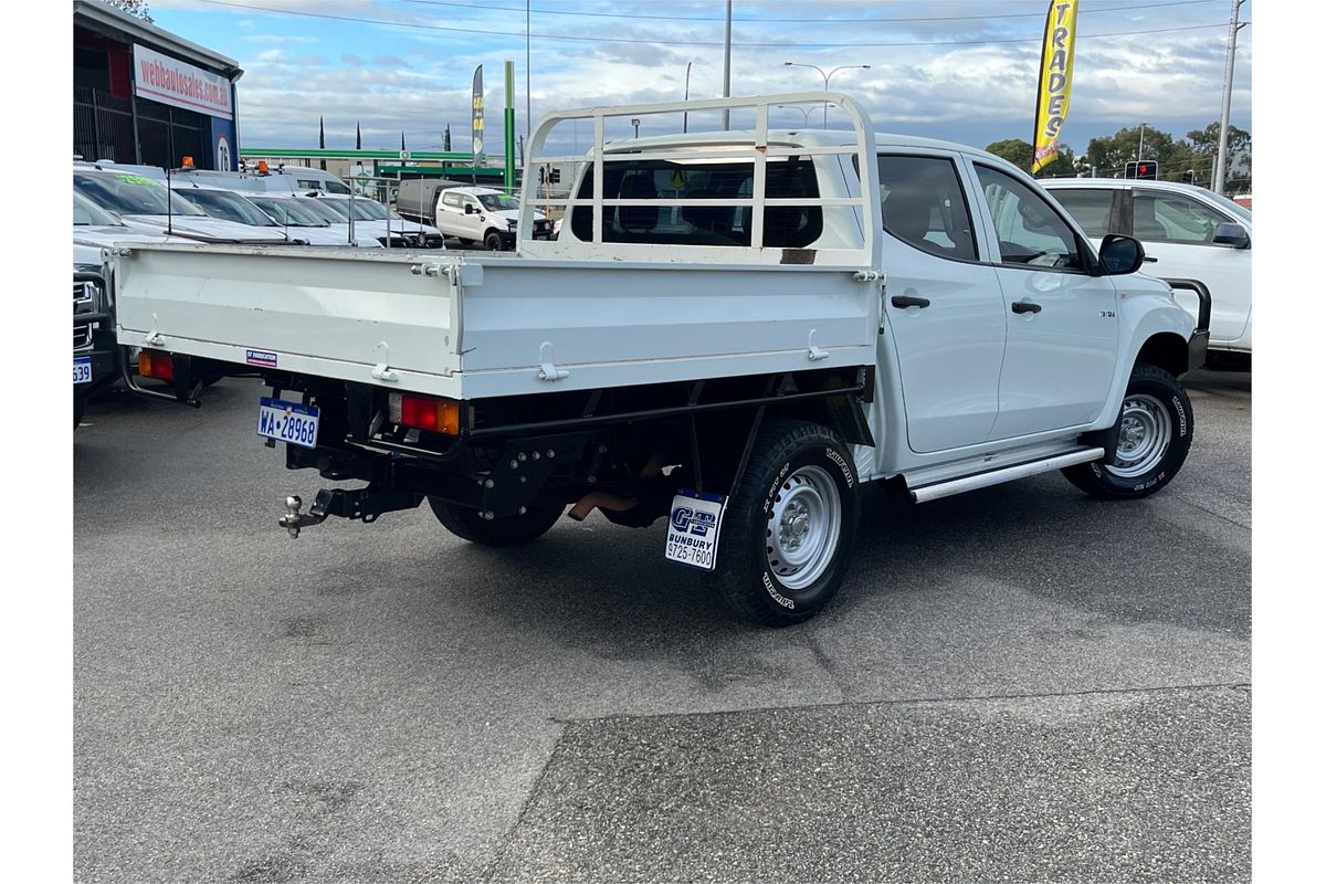2022 Mitsubishi Triton GLX MR 4X4