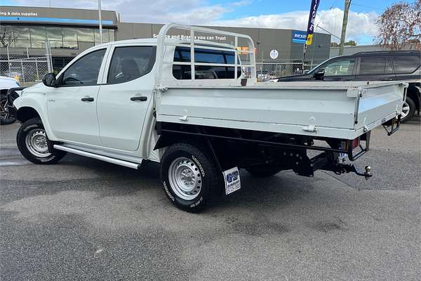 2022 Mitsubishi Triton GLX MR 4X4