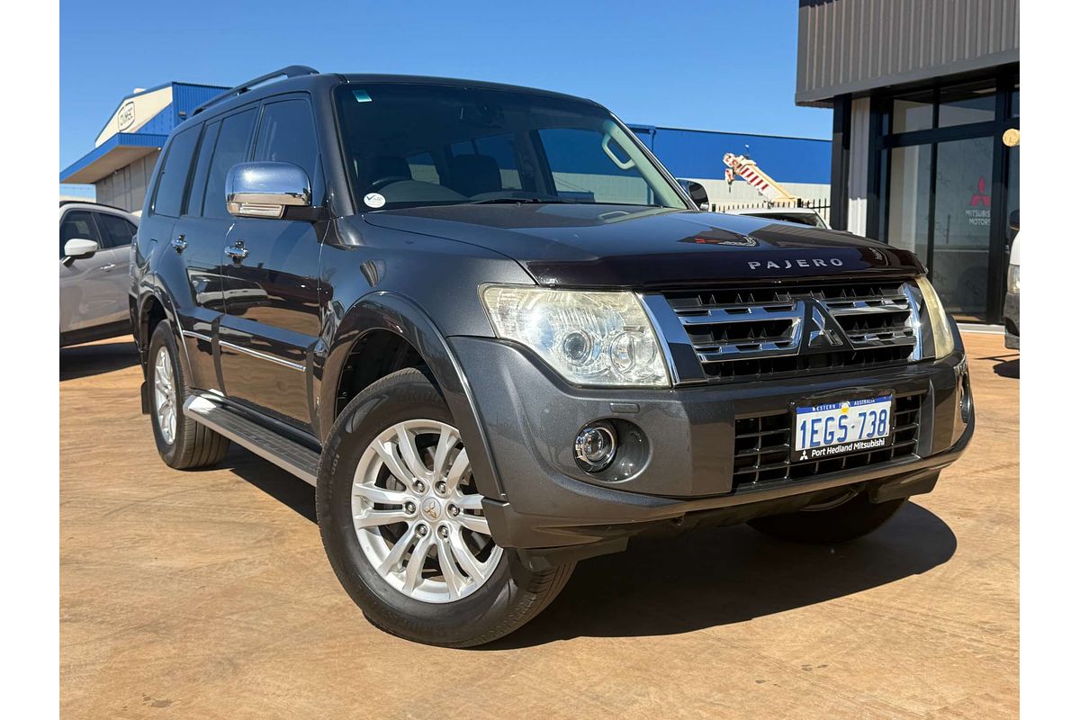 2013 Mitsubishi Pajero Exceed NW