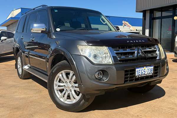 2013 Mitsubishi Pajero Exceed NW