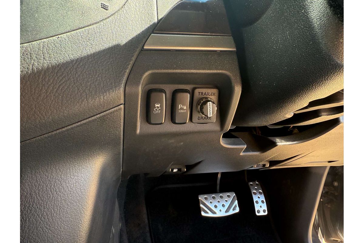2013 Mitsubishi Pajero Exceed NW