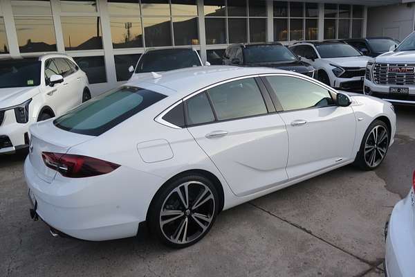 2018 Holden Calais V ZB