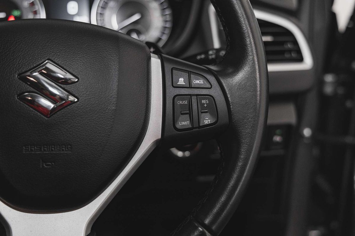 2023 Suzuki S-Cross Plus JYB