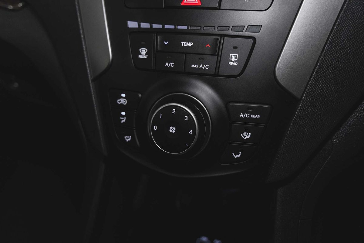 2017 Hyundai Santa Fe Active DM5 Series II