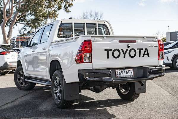 2024 Toyota Hilux 4x4
