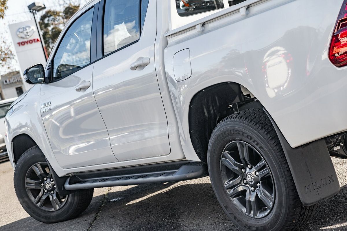 2024 Toyota Hilux 4x4