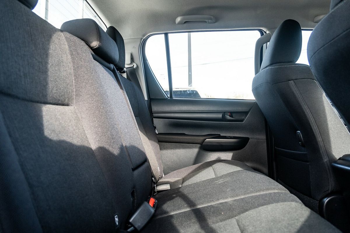 2024 Toyota Hilux 4x4